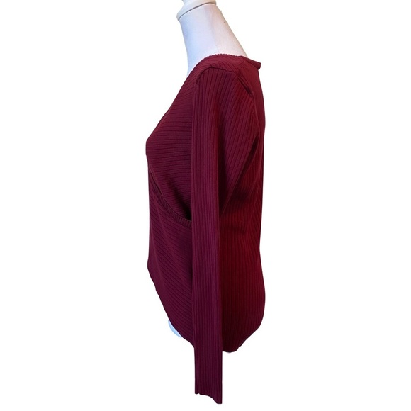EXPRESS Women’s Dark Red Long Sleeves Ribbed Faux Wrap V-neck Sweater Size Large - Picture 3 of 7